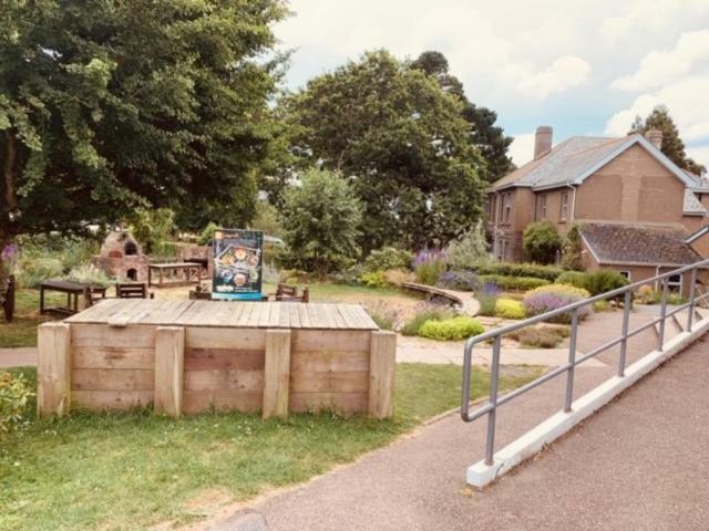 Fsc Slapton Ley Hostel Kingsbridge  Exterior photo